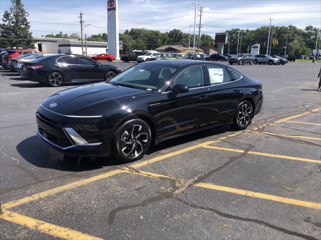 new 2024 Hyundai Sonata car, priced at $28,797