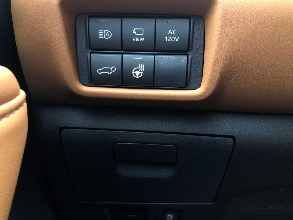 new 2026 Toyota Highlander Hybrid car, priced at $58,761