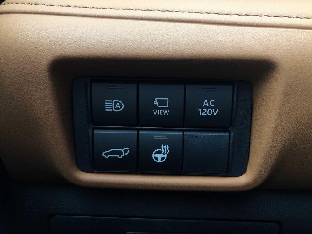 new 2026 Toyota Highlander Hybrid car, priced at $58,761