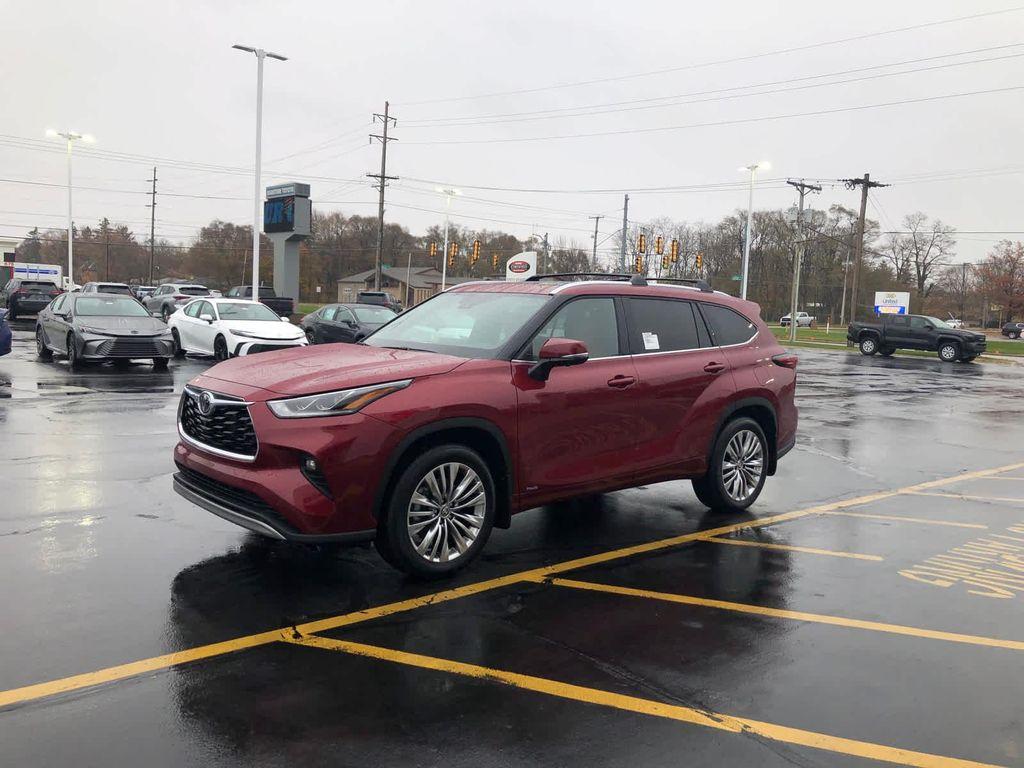 new 2026 Toyota Highlander Hybrid car, priced at $58,761