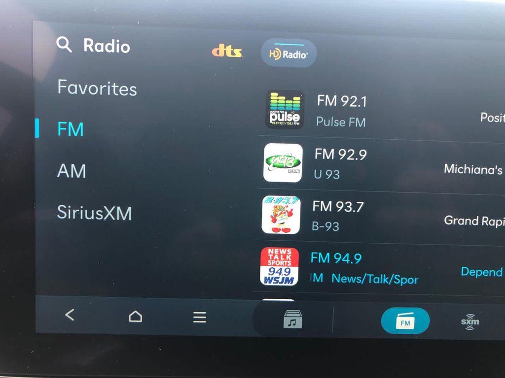 used 2024 Hyundai Santa Fe car, priced at $34,390