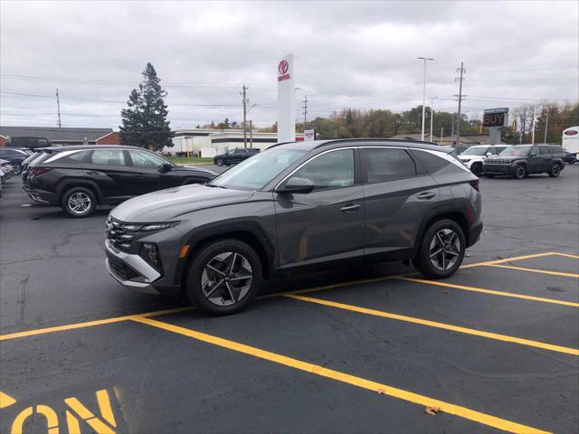 new 2025 Hyundai Tucson car, priced at $30,997