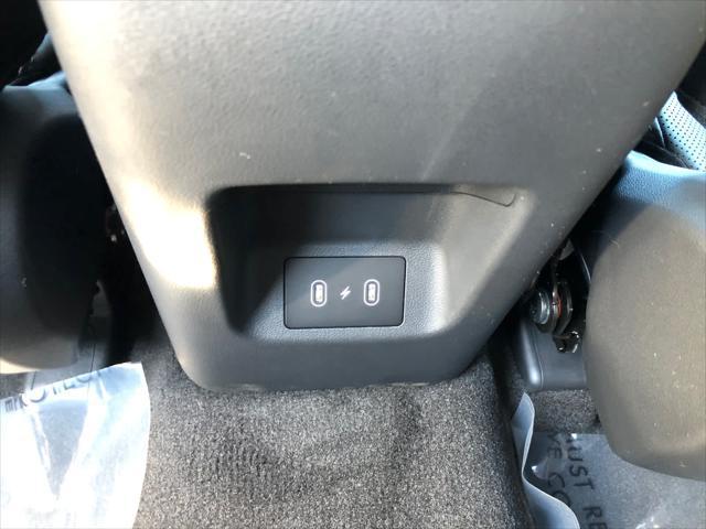 new 2025 Hyundai TUCSON Hybrid car, priced at $38,144