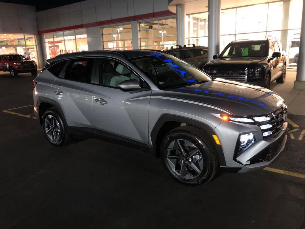 new 2026 Hyundai TUCSON Hybrid car, priced at $34,892