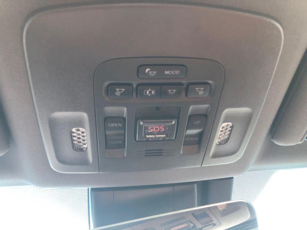 used 2019 Toyota Avalon Hybrid car, priced at $32,990