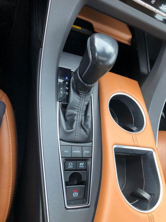 used 2019 Toyota Avalon Hybrid car, priced at $32,990