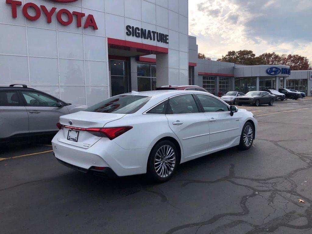 used 2019 Toyota Avalon Hybrid car, priced at $32,990