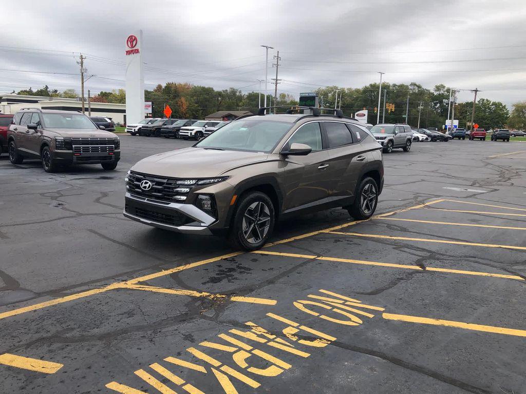 new 2026 Hyundai TUCSON Hybrid car, priced at $36,717