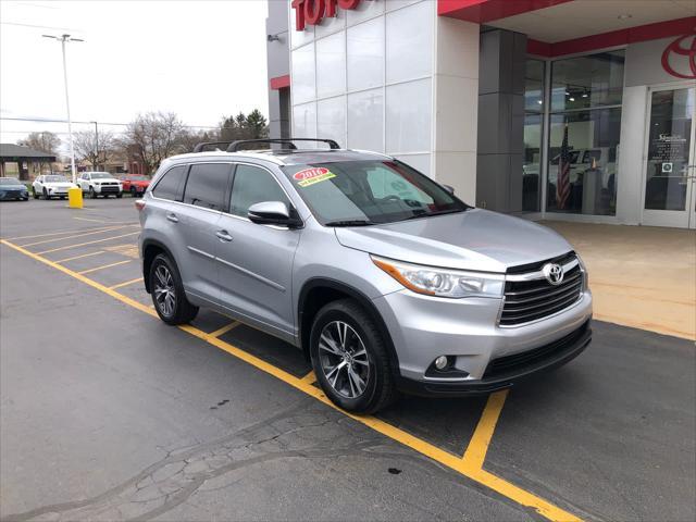 used 2016 Toyota Highlander car, priced at $16,490