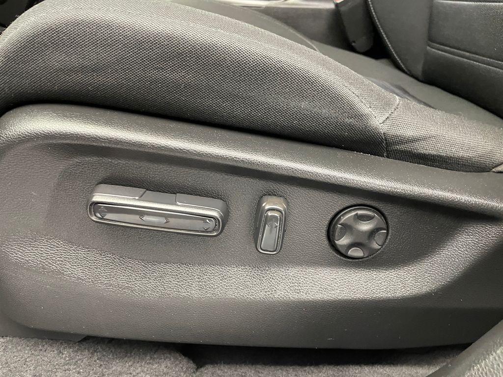 used 2022 Honda CR-V car, priced at $28,900