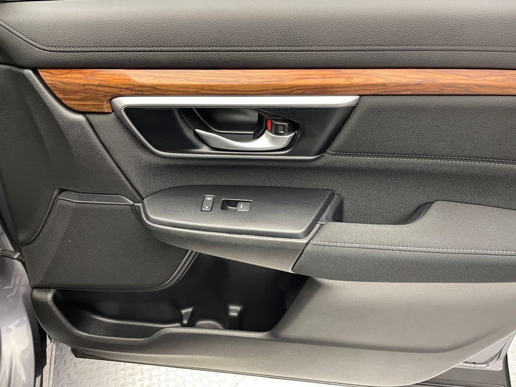 used 2022 Honda CR-V car, priced at $28,900