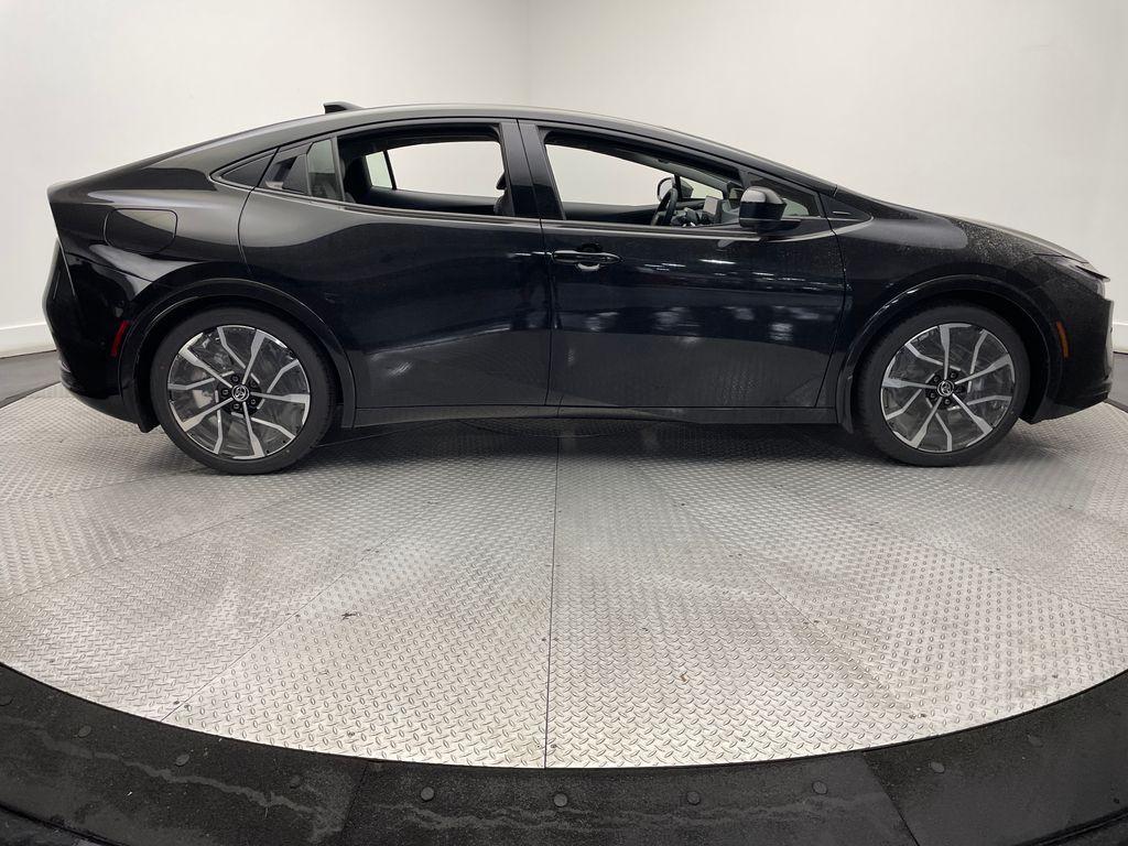 new 2025 Toyota Prius Plug-In Hybrid car, priced at $44,603