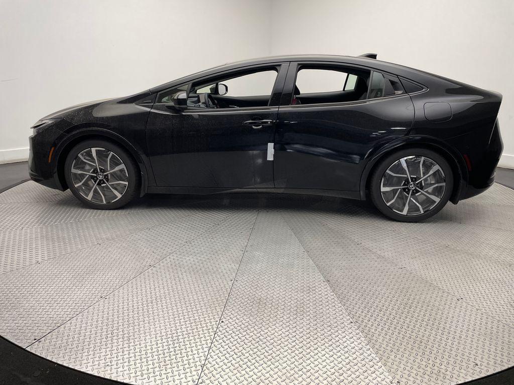 new 2025 Toyota Prius Plug-In Hybrid car, priced at $44,603