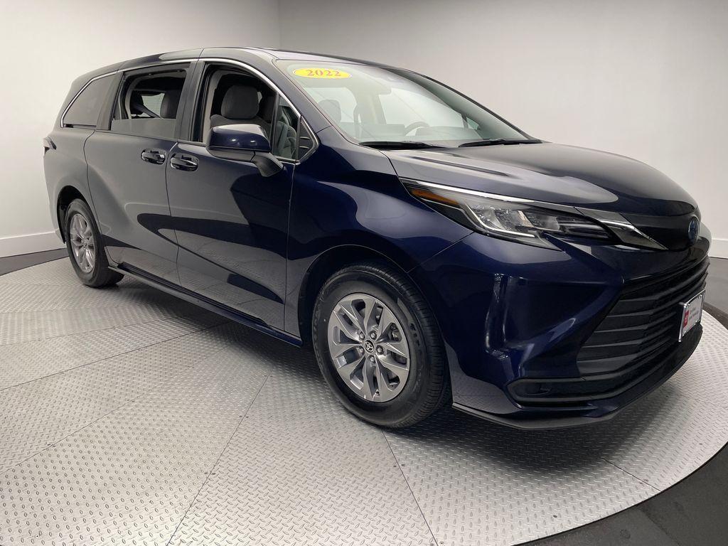 used 2022 Toyota Sienna car, priced at $31,900