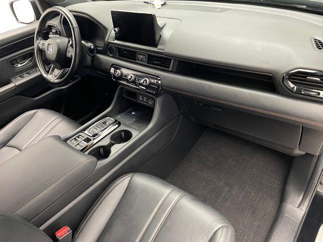 used 2023 Honda Pilot car, priced at $38,000
