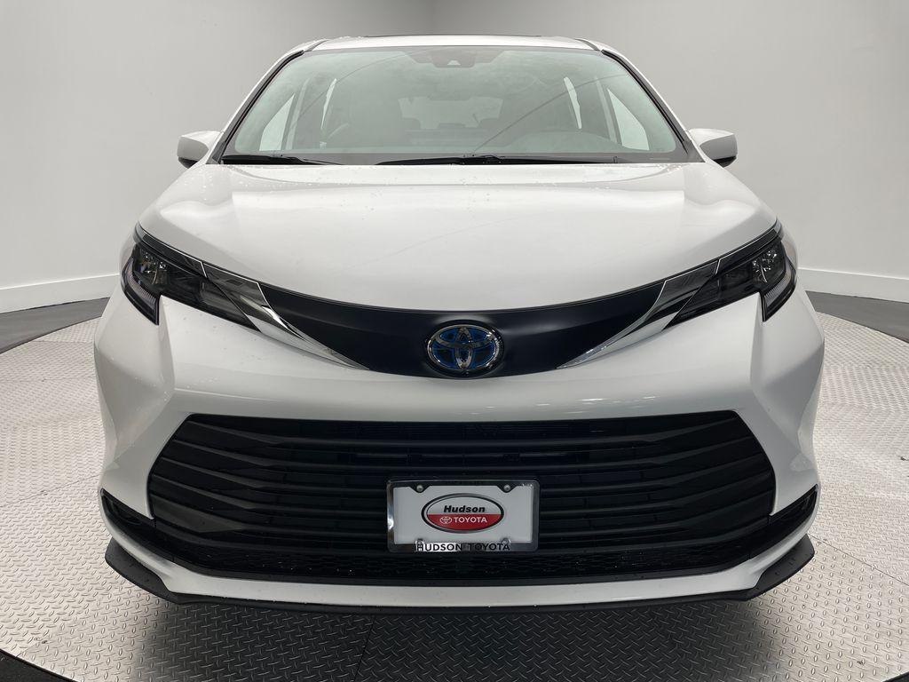 new 2025 Toyota Sienna car, priced at $45,355