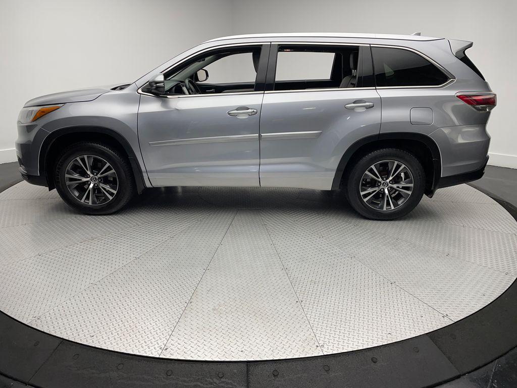 used 2016 Toyota Highlander car, priced at $20,900