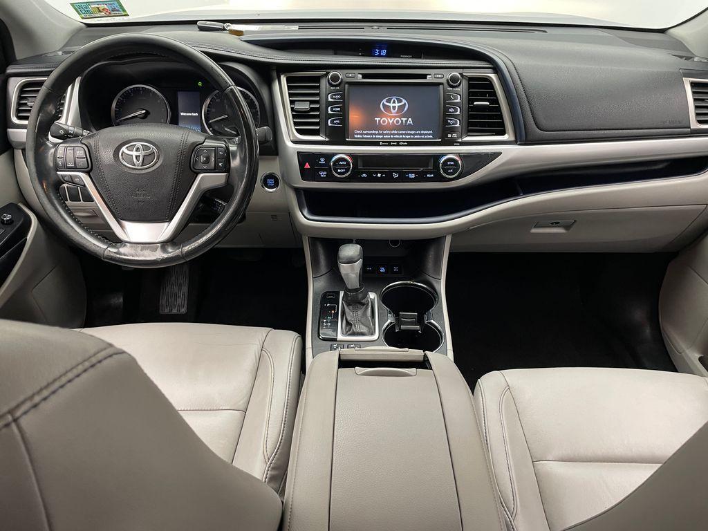 used 2016 Toyota Highlander car, priced at $20,900