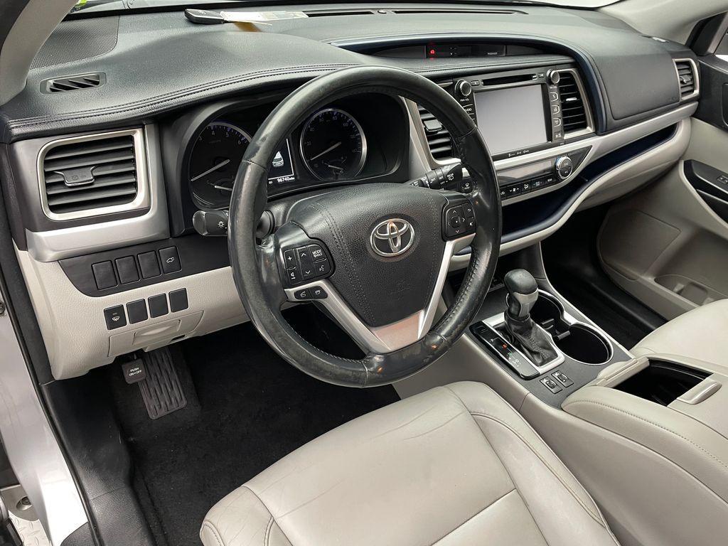 used 2016 Toyota Highlander car, priced at $20,900