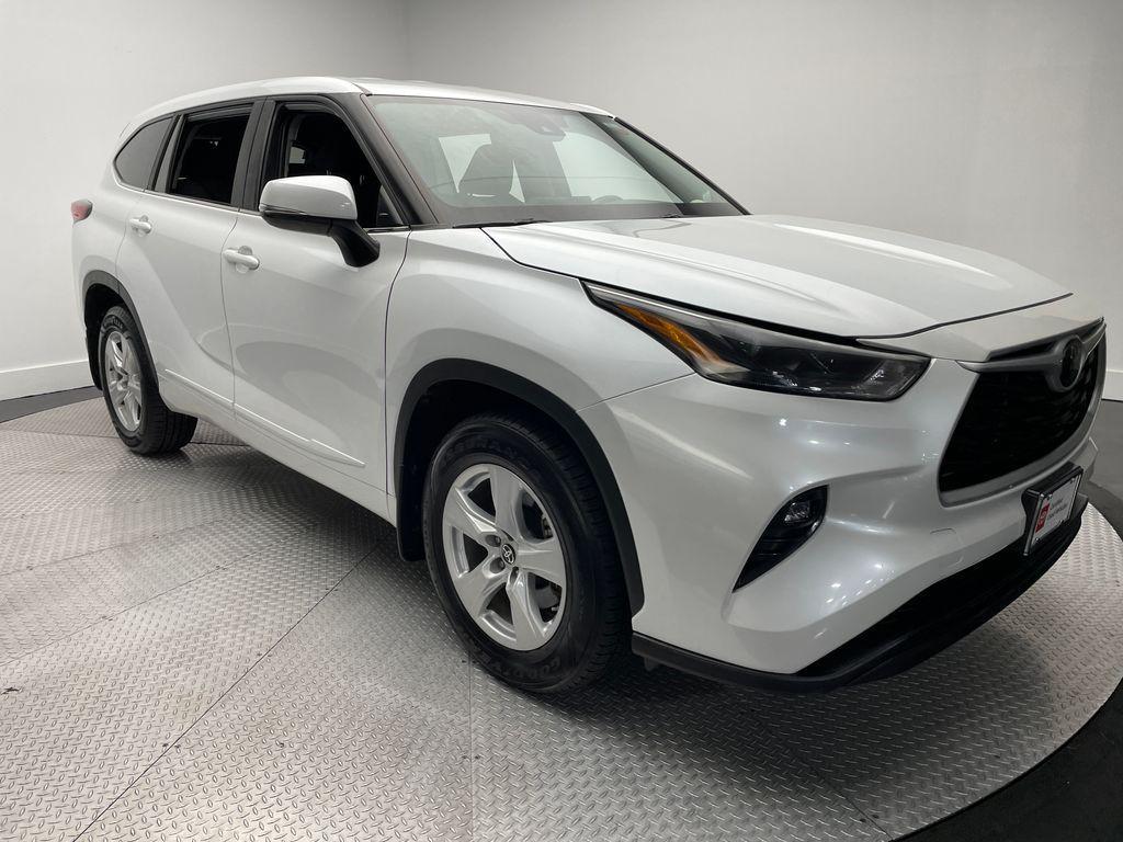 used 2023 Toyota Highlander car, priced at $33,900
