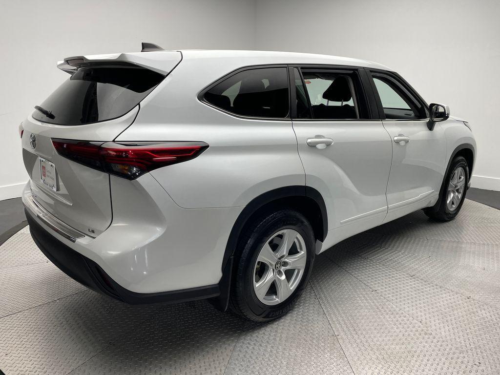 used 2023 Toyota Highlander car, priced at $33,900