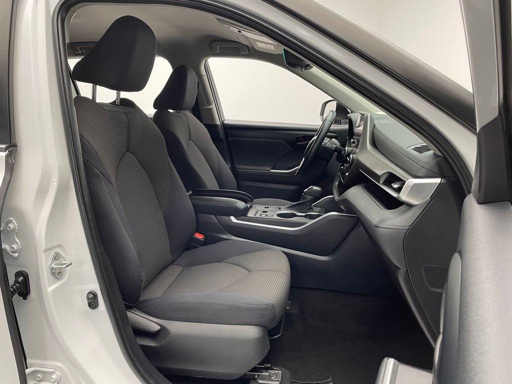 used 2023 Toyota Highlander car, priced at $33,900