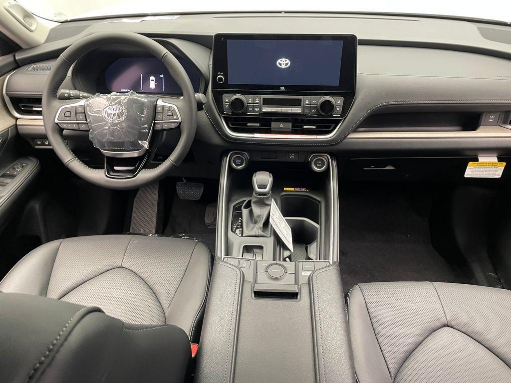 new 2025 Toyota Grand Highlander car, priced at $54,198