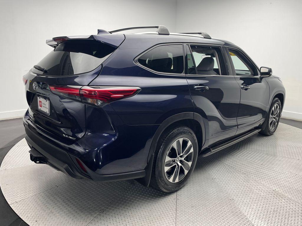 used 2022 Toyota Highlander car, priced at $36,000