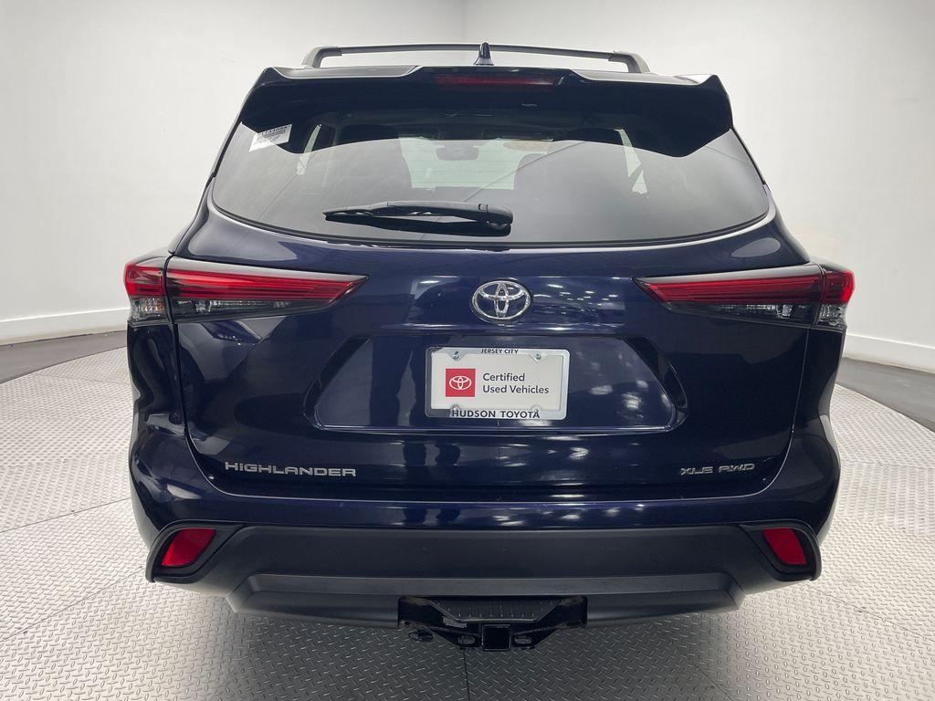 used 2022 Toyota Highlander car, priced at $36,000