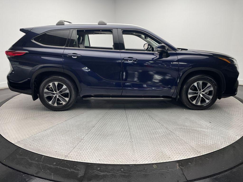 used 2022 Toyota Highlander car, priced at $36,000