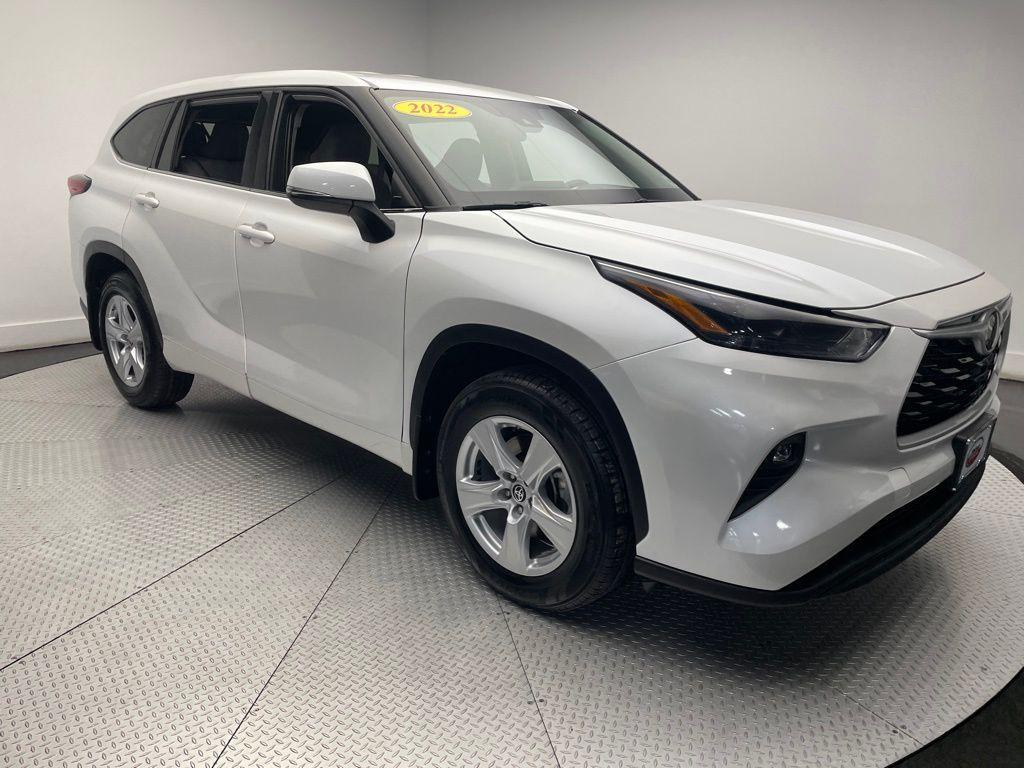 used 2022 Toyota Highlander car, priced at $33,500