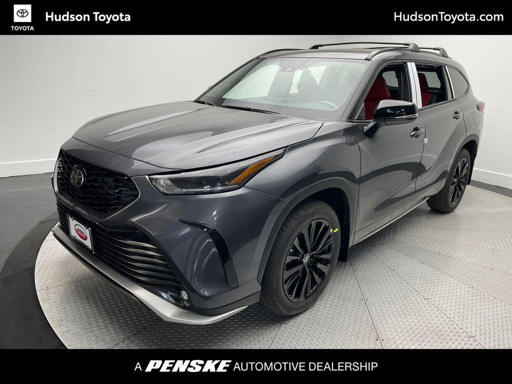 new 2025 Toyota Highlander car, priced at $51,958