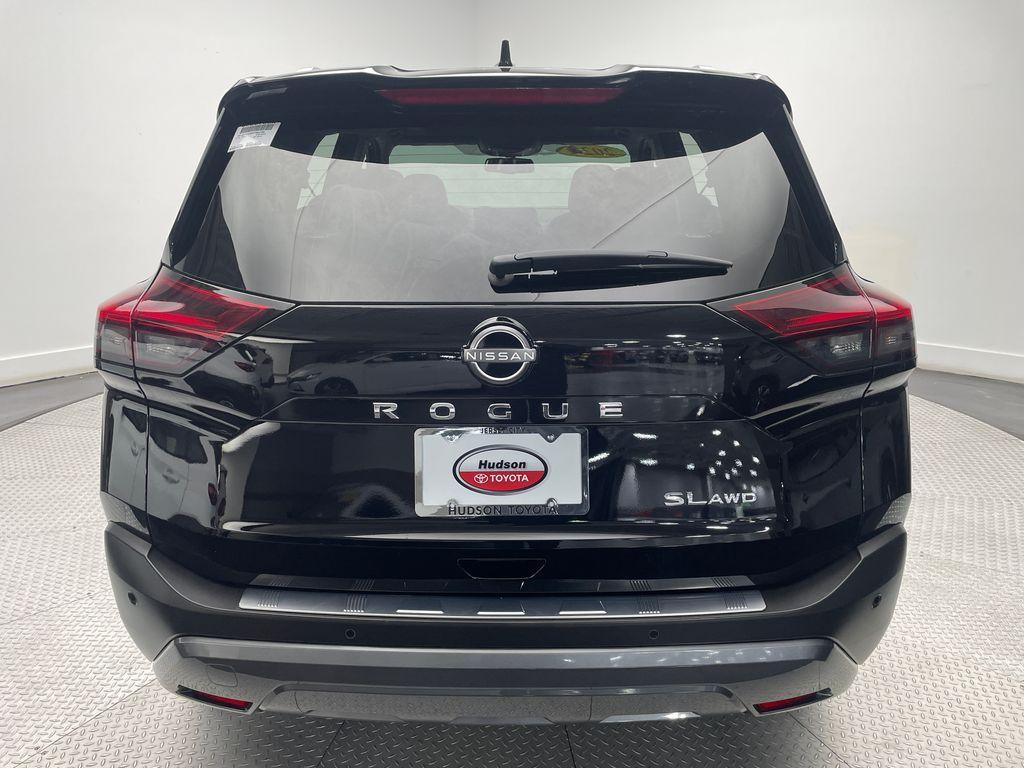 used 2023 Nissan Rogue car, priced at $28,900