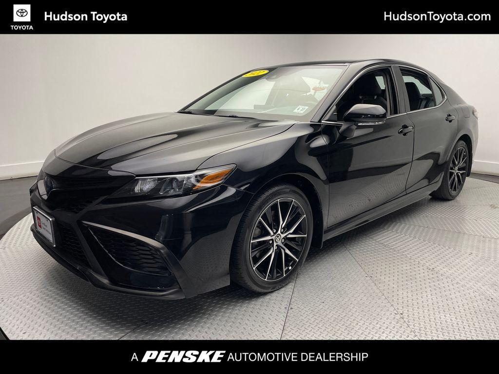 used 2022 Toyota Camry Hybrid car, priced at $30,600