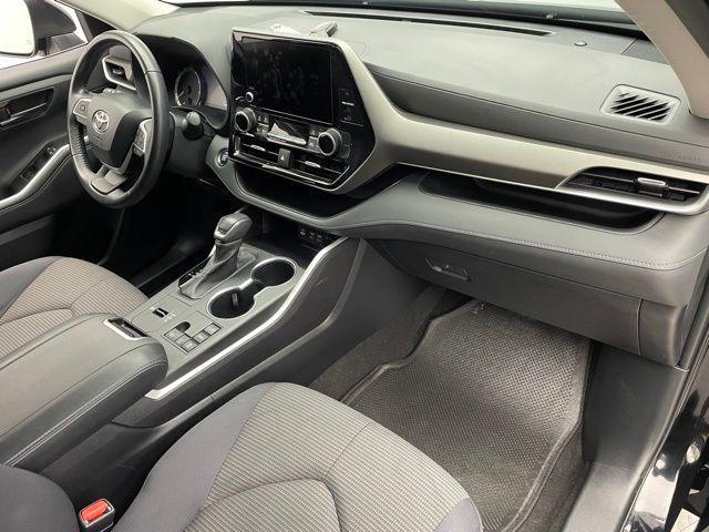 used 2023 Toyota Highlander car, priced at $33,900