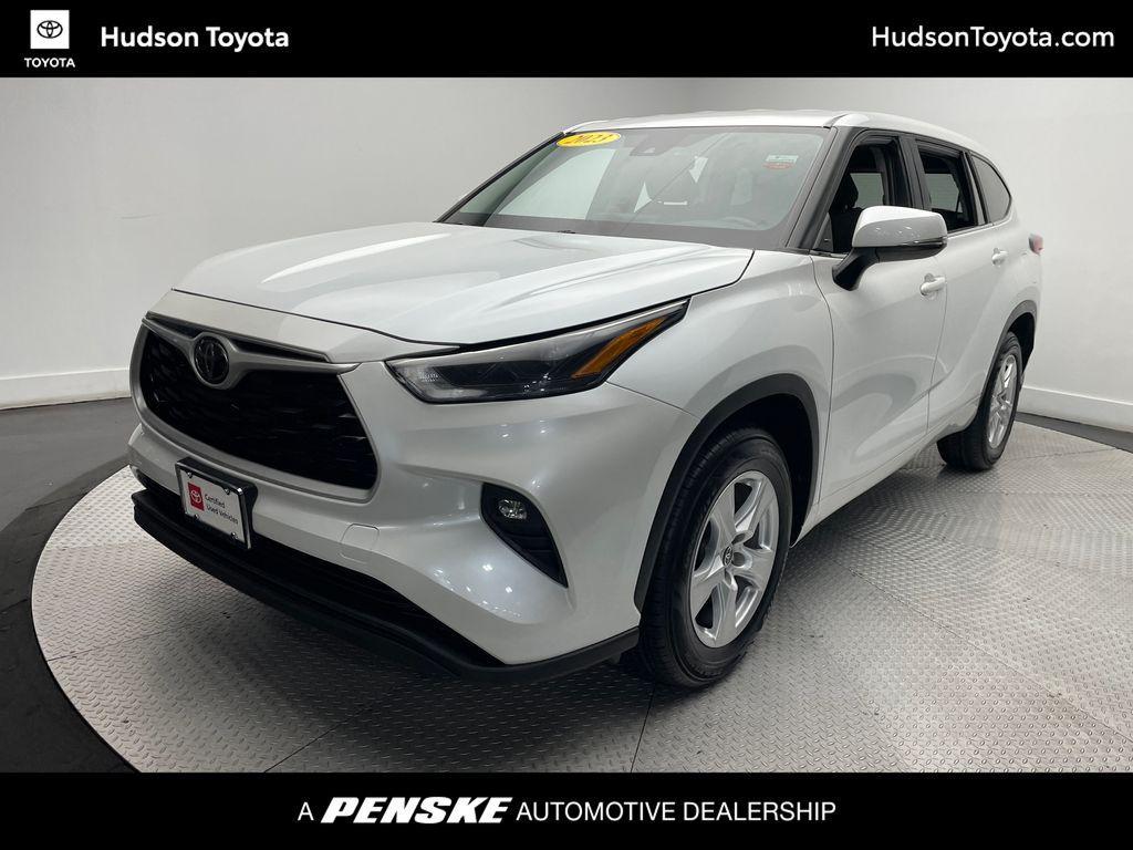 used 2023 Toyota Highlander car, priced at $36,900