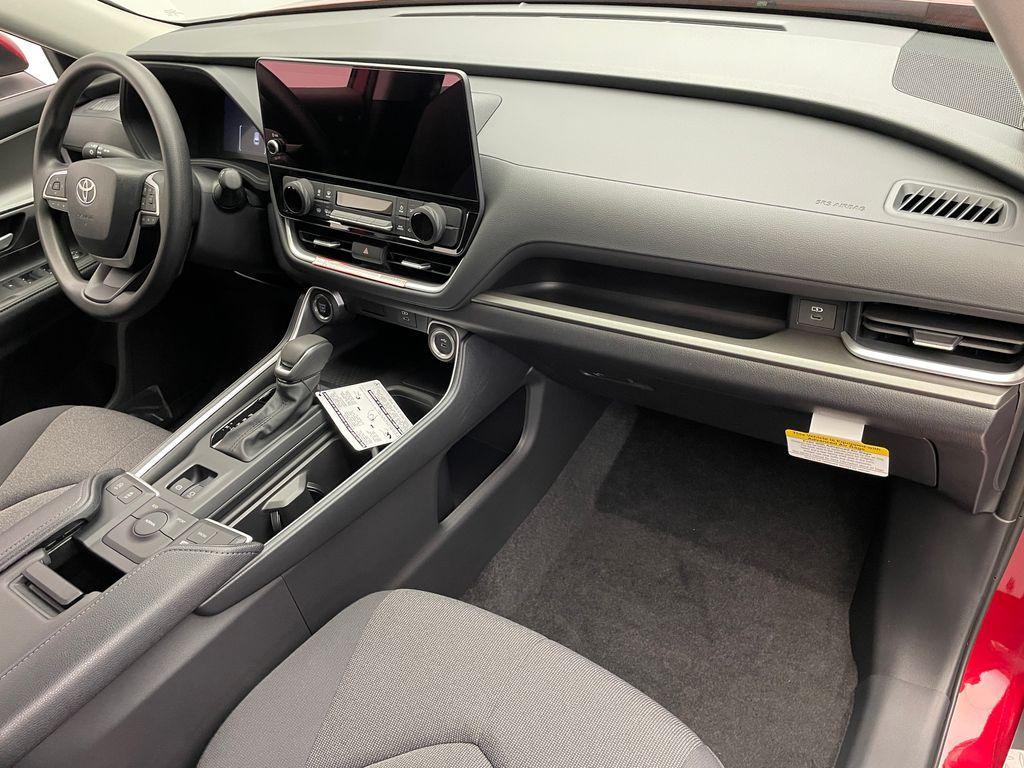 new 2025 Toyota Grand Highlander car, priced at $44,013