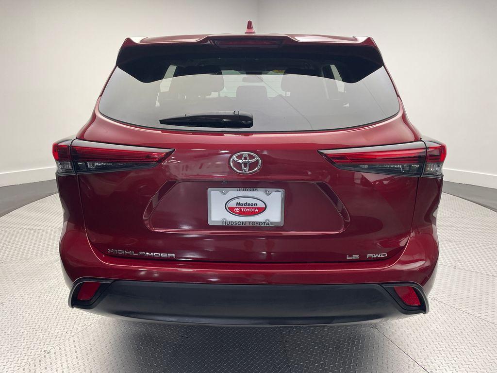 used 2020 Toyota Highlander car, priced at $30,900