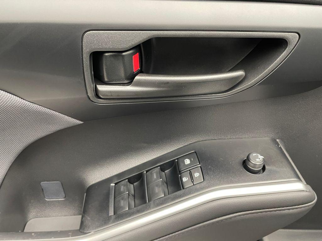 new 2025 Toyota Highlander car, priced at $43,248