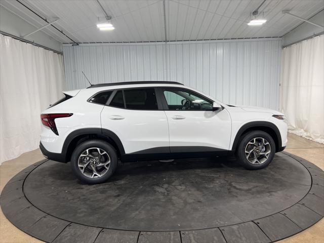 new 2025 Chevrolet Trax car, priced at $25,735