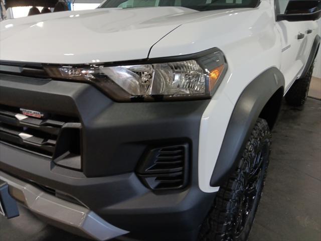 new 2024 Chevrolet Colorado car, priced at $42,835