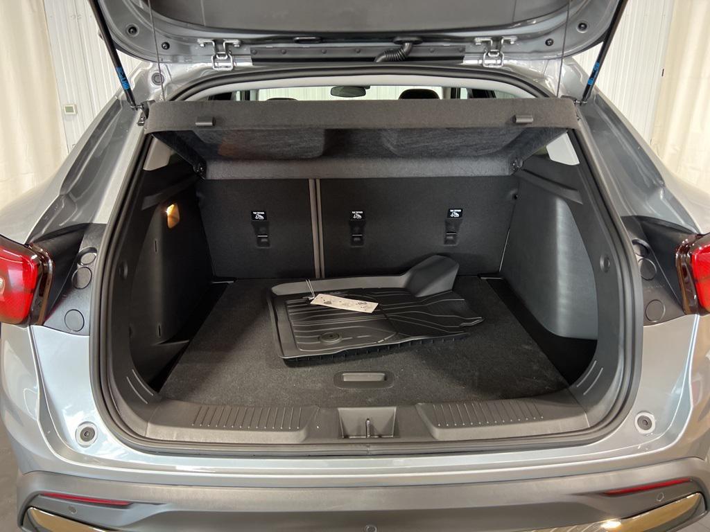 new 2025 Chevrolet Trax car, priced at $26,955