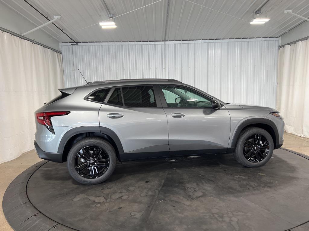 new 2025 Chevrolet Trax car, priced at $26,955