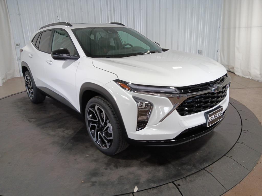 new 2025 Chevrolet Trax car, priced at $27,850