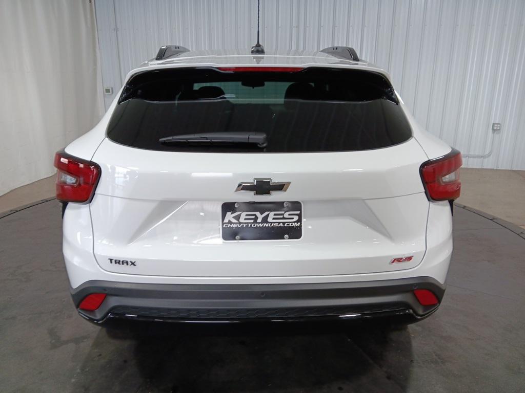 new 2025 Chevrolet Trax car, priced at $27,850