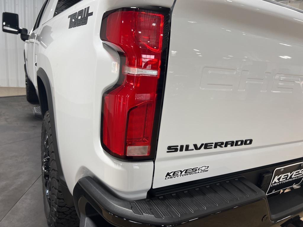 new 2025 Chevrolet Silverado 3500 car, priced at $79,595