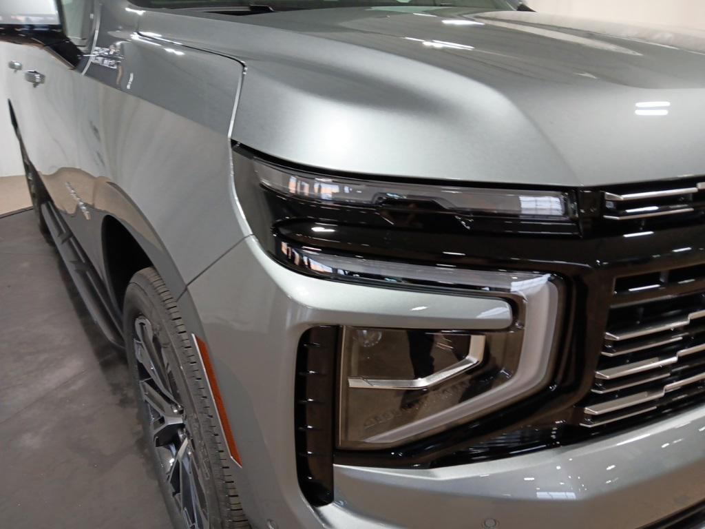 new 2025 Chevrolet Suburban car, priced at $88,205