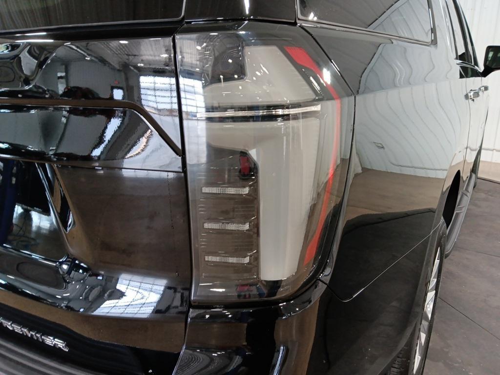 new 2025 Chevrolet Suburban car, priced at $82,290