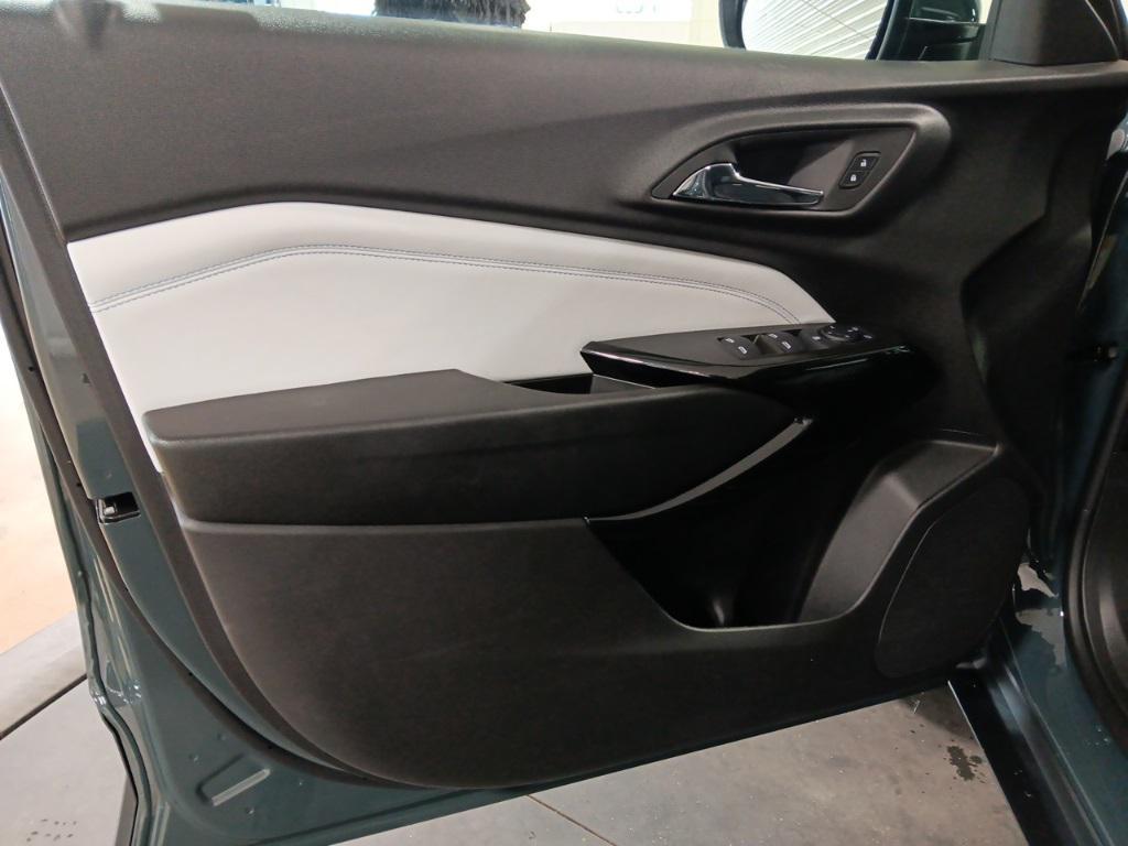 new 2025 Chevrolet Trax car, priced at $25,750