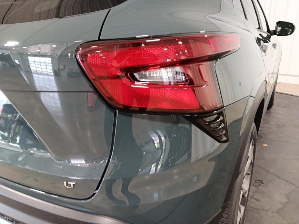 new 2025 Chevrolet Trax car, priced at $25,750
